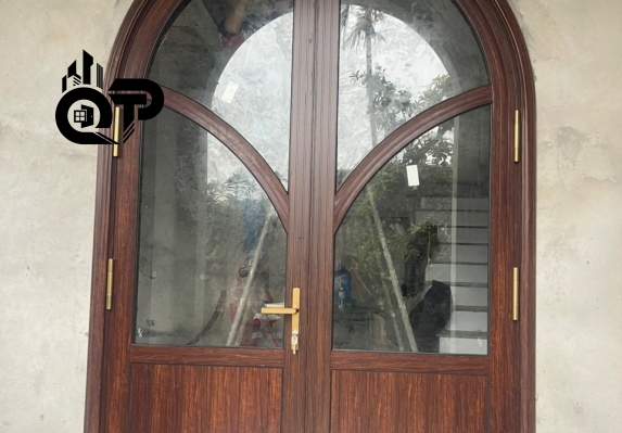 Cửa Owin vân gỗ trắc uốn bom